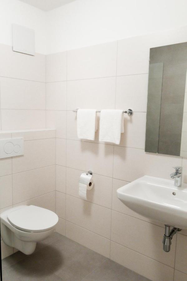 Traisen Motel Xl Lounge מראה חיצוני תמונה